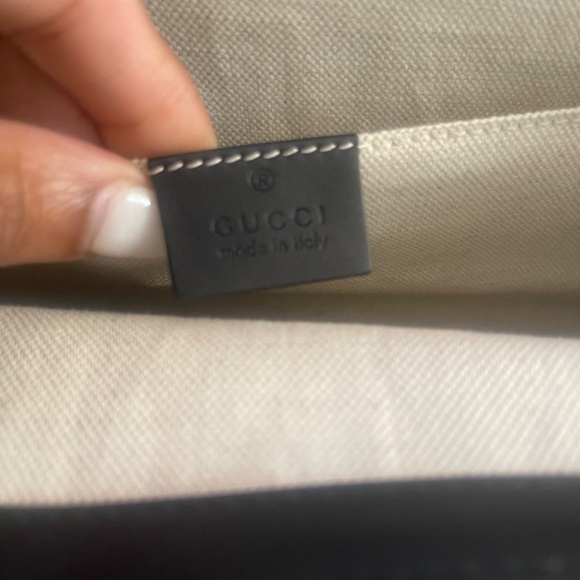 Handbag - Picture 5 of 6